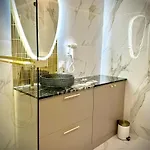 Golden Park Apartmán 4*