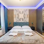 Golden Park Apartmán 4*