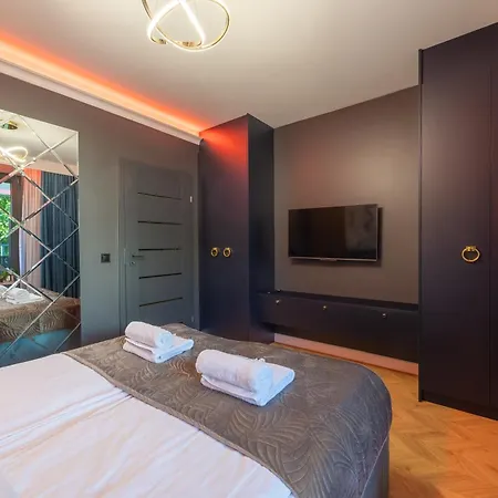 Apartment Golden Park Stettin