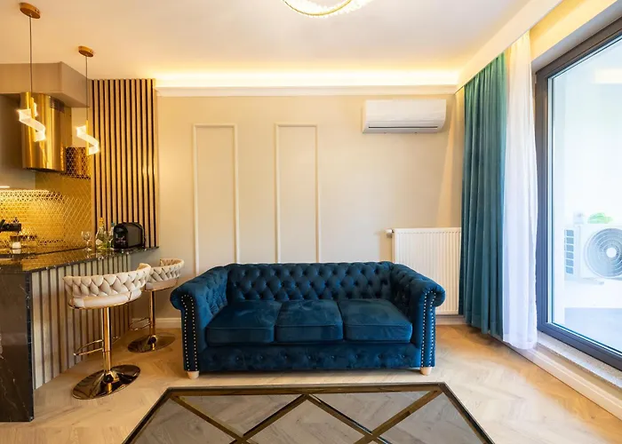 Lejlighed Golden Park 4*