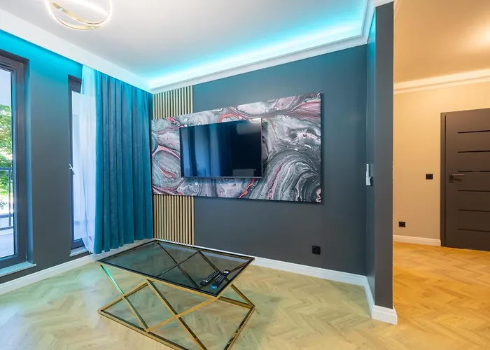 アパート Golden Park 4*