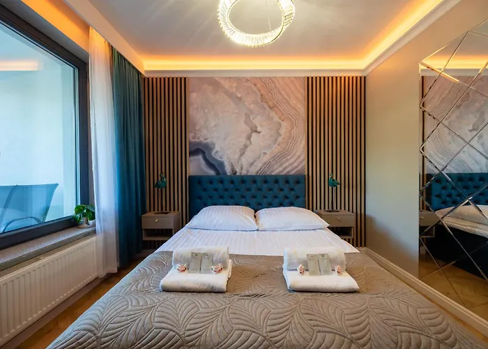 Golden Park アパート