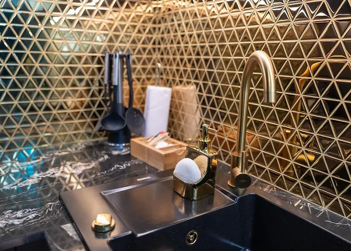 Golden Park アパート